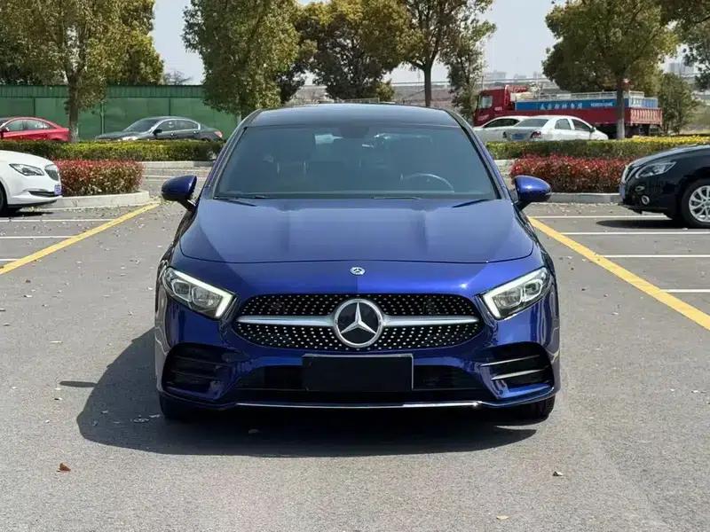 Mercedes-Benz A-Class 2020 A 200 L Sport Sedan — миниатюра 2