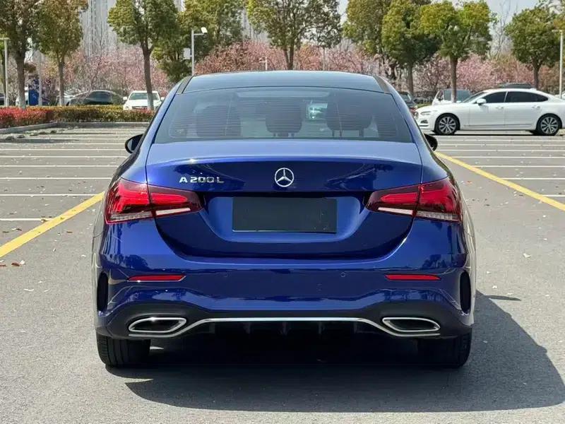 Mercedes-Benz A-Class 2020 A 200 L Sport Sedan — миниатюра 6