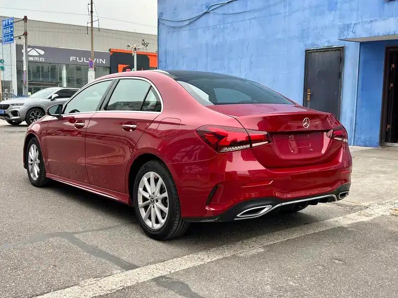Mercedes-Benz A-Class 2020 Facelift A 200 L Sport Sedan Fashion Model — миниатюра 3
