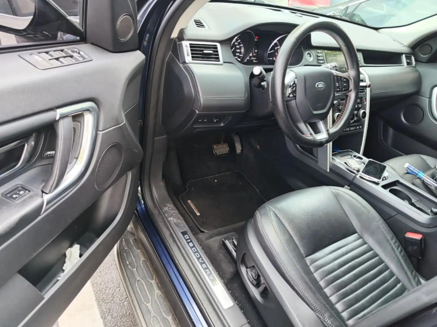 Land Rover Discovery Sport 2015 2.0T HSE LUXURY — миниатюра 18