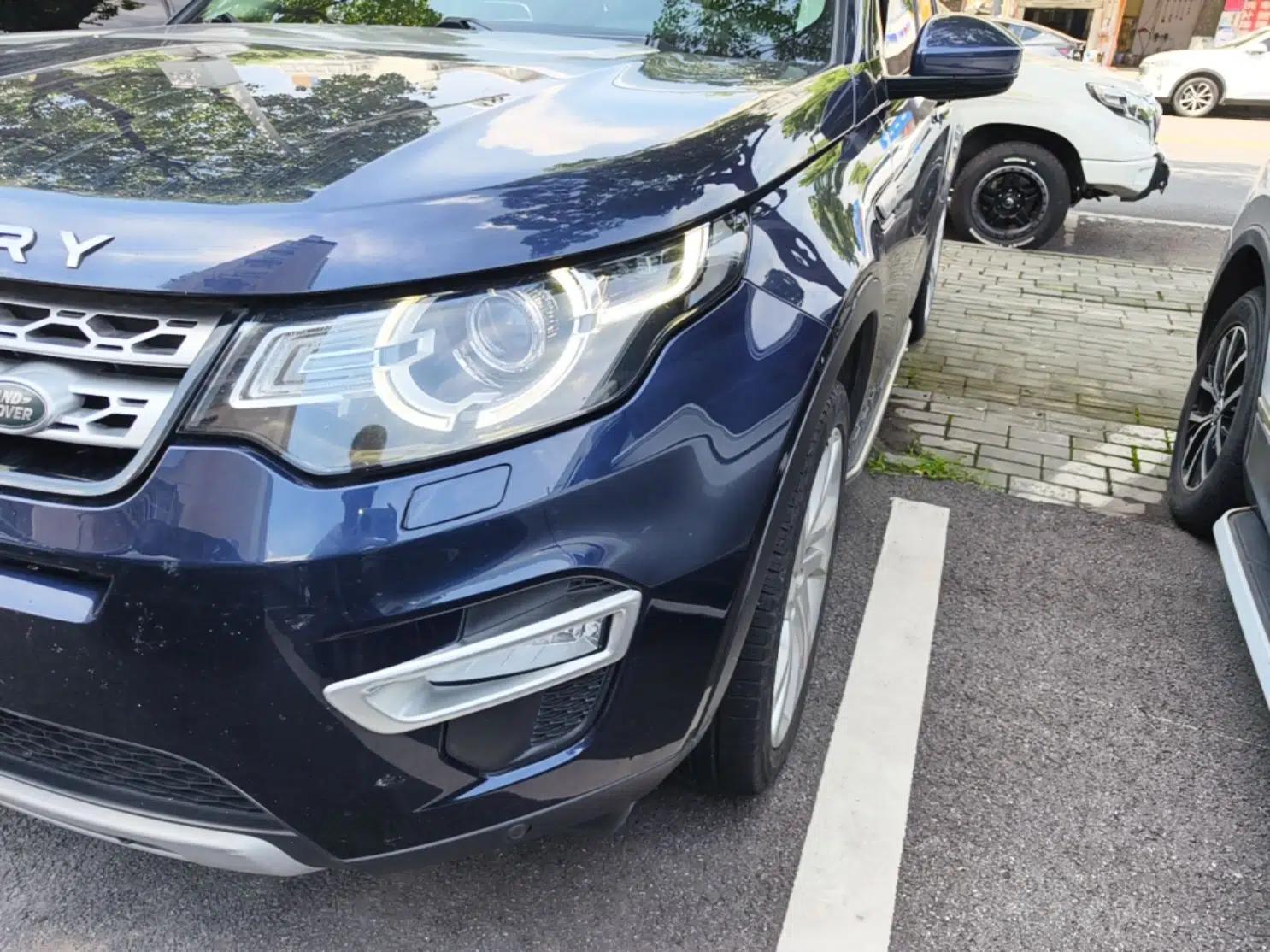 Land Rover Discovery Sport 2015 2.0T HSE LUXURY — миниатюра 8