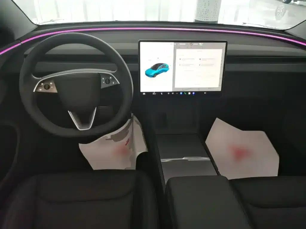 Model 3 2023 Rear-Wheel Drive — миниатюра 10