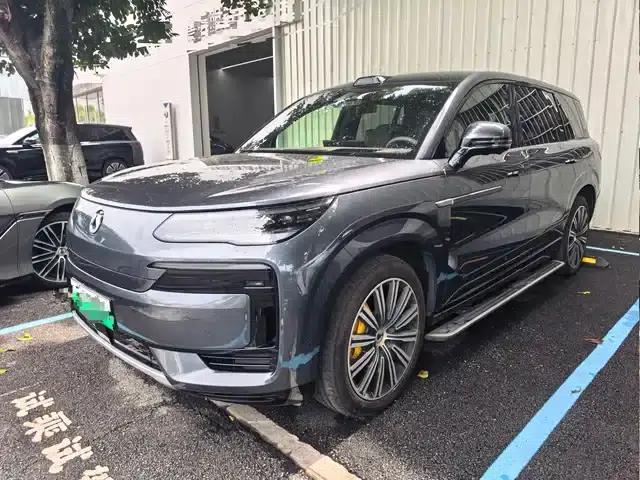 Denza N9 2025 Flagship Edition
