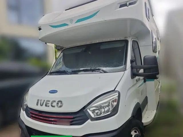 Iveco Eurocargo Iveco motorhome, automatic transmission, 30T model, 6 seats, diesel-powered