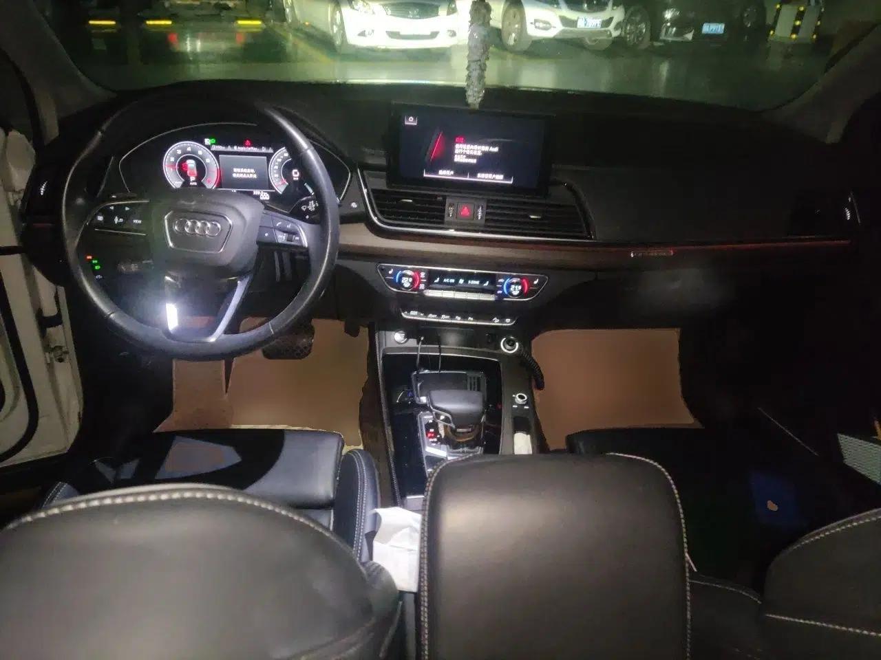 Audi Q5L 2022 Updated 45T Prestige Dynamic Edition — миниатюра 9