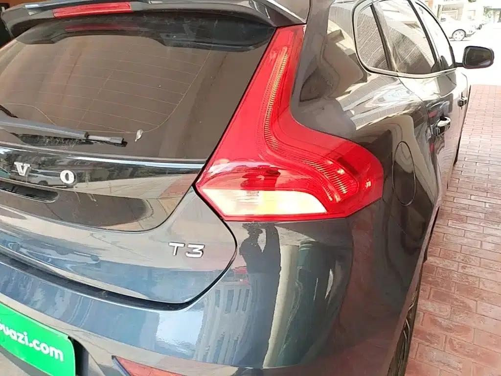 2018 Volvo V40 T3 Smart Edition — миниатюра 8