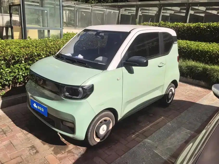 Hongguang MINIEV 2021 Macaron Sandwich Edition 120km/h Lithium Iron Phosphate — миниатюра 1