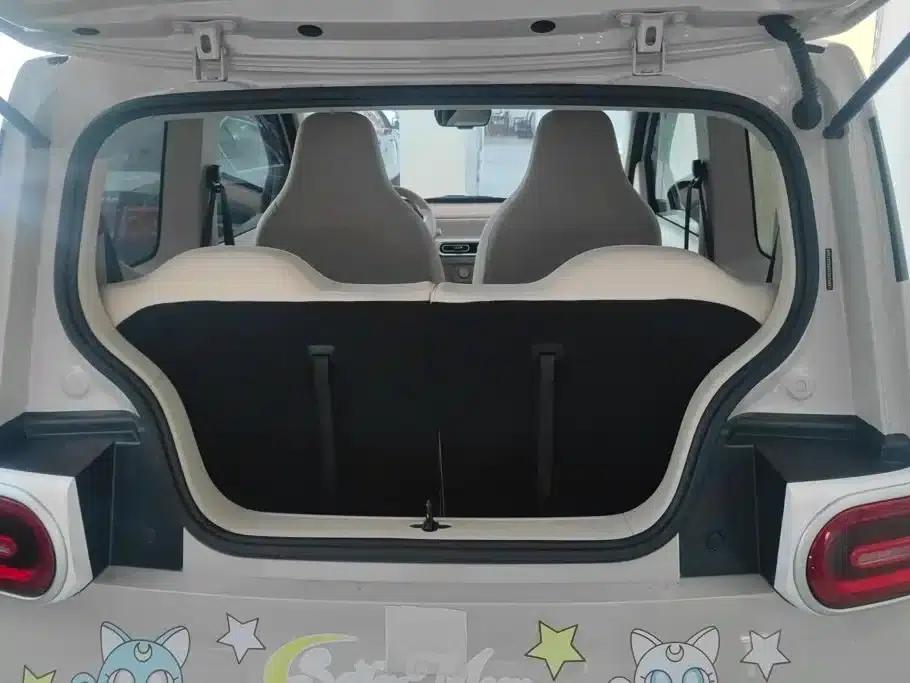 Hongguang MINIEV 2024 Third Generation 215km/h Youth Edition — миниатюра 4