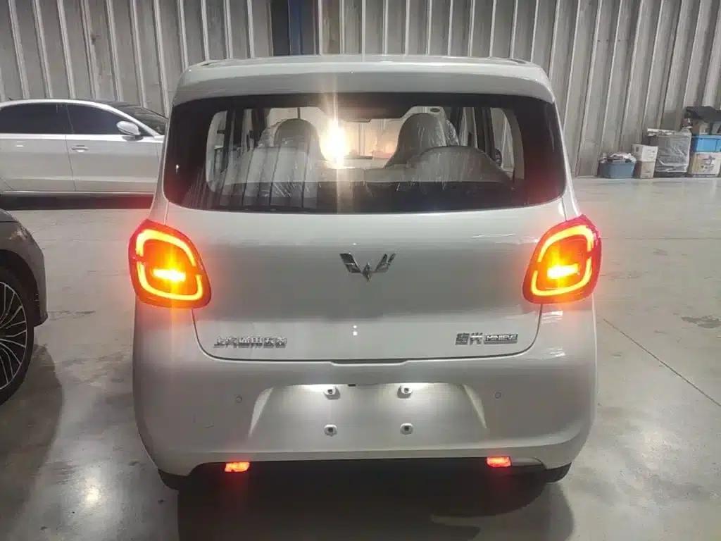 Hongguang MINIEV 2025 Fourth Generation Four-Door Advanced Model — миниатюра 6