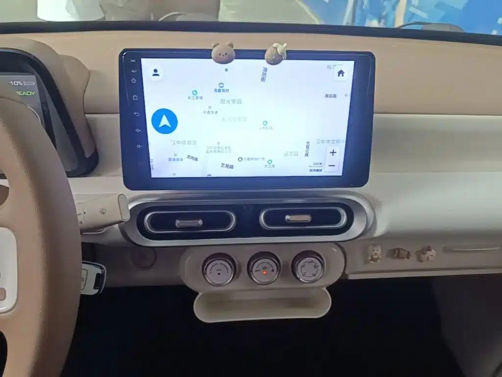 Hongguang MINIEV 2024 Third Generation 215km/h Youth Edition — миниатюра 13