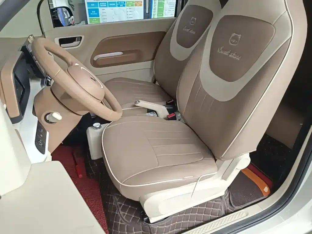 Hongguang MINIEV 2024 Third Generation 215km/h Youth Edition — миниатюра 15
