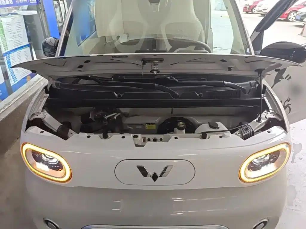 Hongguang MINIEV 2024 Third Generation 215km/h Youth Edition — миниатюра 20