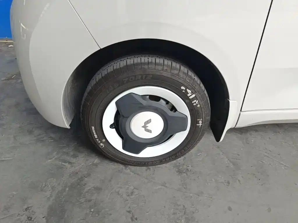 Hongguang MINIEV 2024 Third Generation 215km/h Youth Edition — миниатюра 23