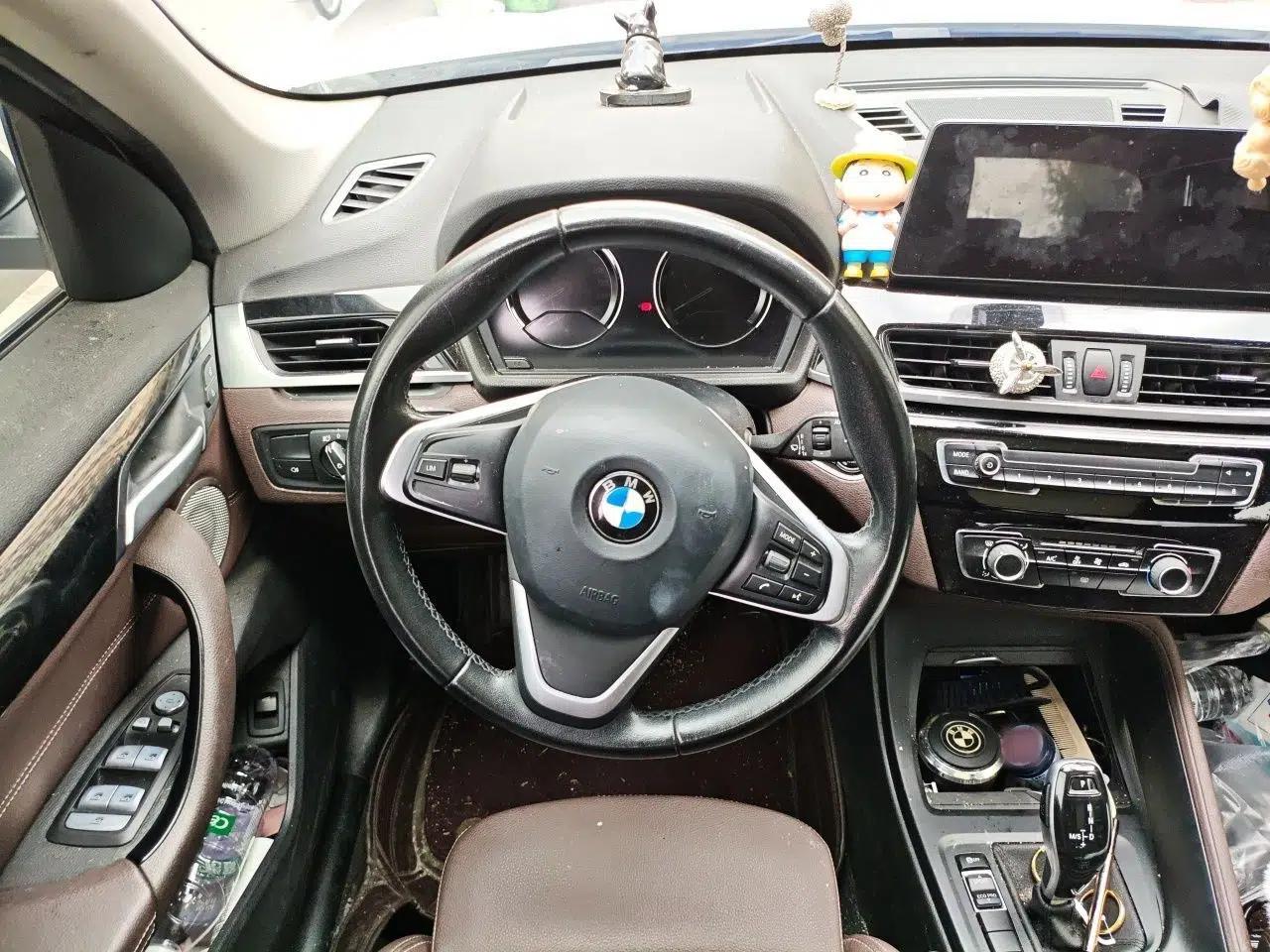 BMW X1 2021 sDrive20Li Fashion Model — миниатюра 10