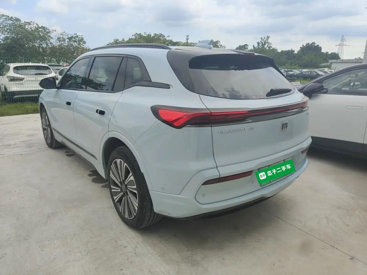 Buick E5 2023 Zhenxiang Standard Range Edition — миниатюра 4