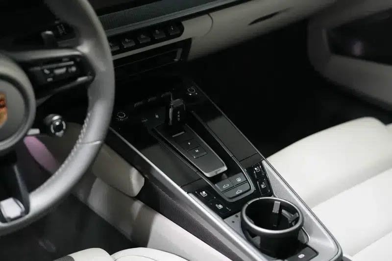 2023 Porsche 911 Carrera 3.0T — миниатюра 17