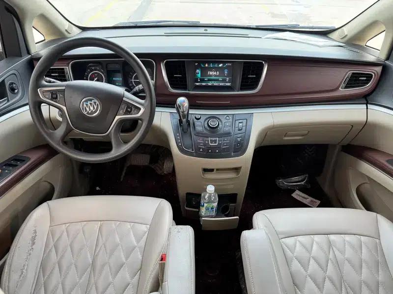 Buick GL8 2018 28T Comfort Model (China VI Emission Standard) — миниатюра 7