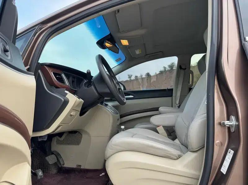 Buick GL8 2018 28T Comfort Model (China VI Emission Standard) — миниатюра 8