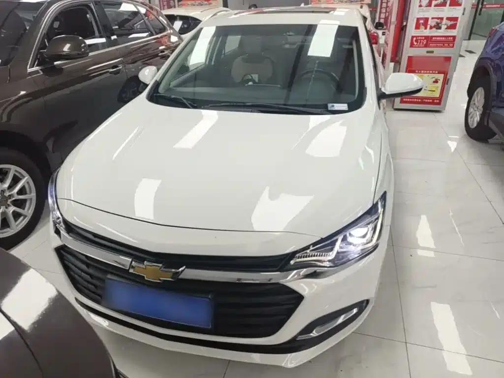 Chevrolet Cruze 2020 320 Automatic Comfort Edition — миниатюра 3