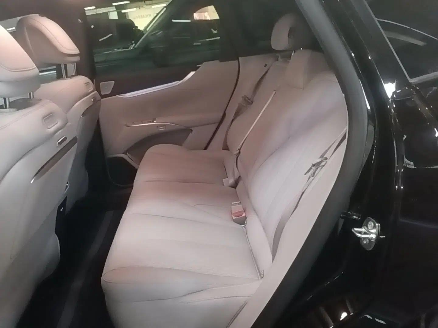 Buick Zijing E7 2026 Model, 1600 Ultra-Full-Option Turbo Version — миниатюра 25