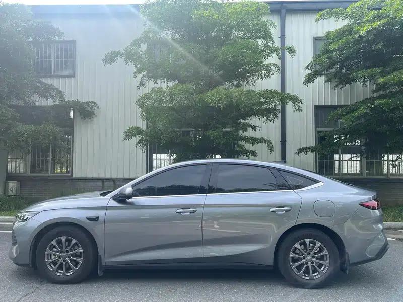 Qin L DM 2025 Smart Driving Edition DM-i 80KM Leading Model — миниатюра 4