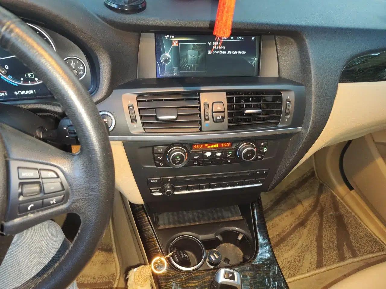 BMW X3 2013 Facelifted xDrive20i Luxury Edition — миниатюра 13