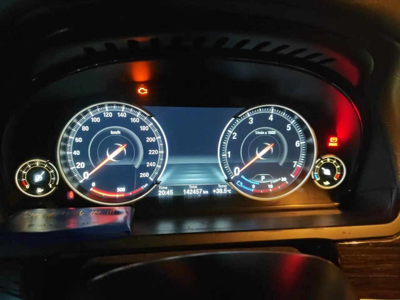 BMW 7 Series 2013 730Li Luxury Model — миниатюра 11