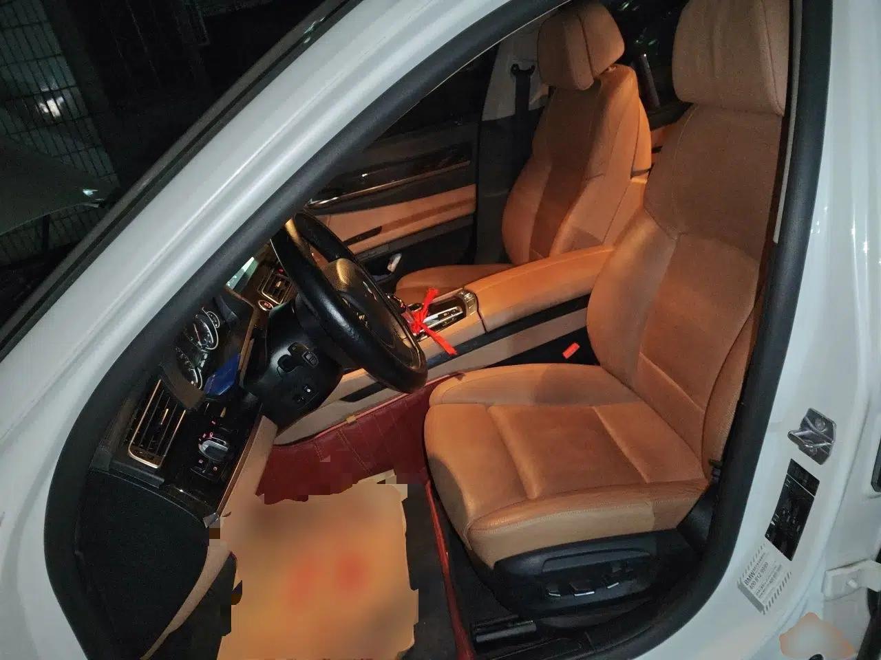 BMW 7 Series 2013 730Li Luxury Model — миниатюра 15