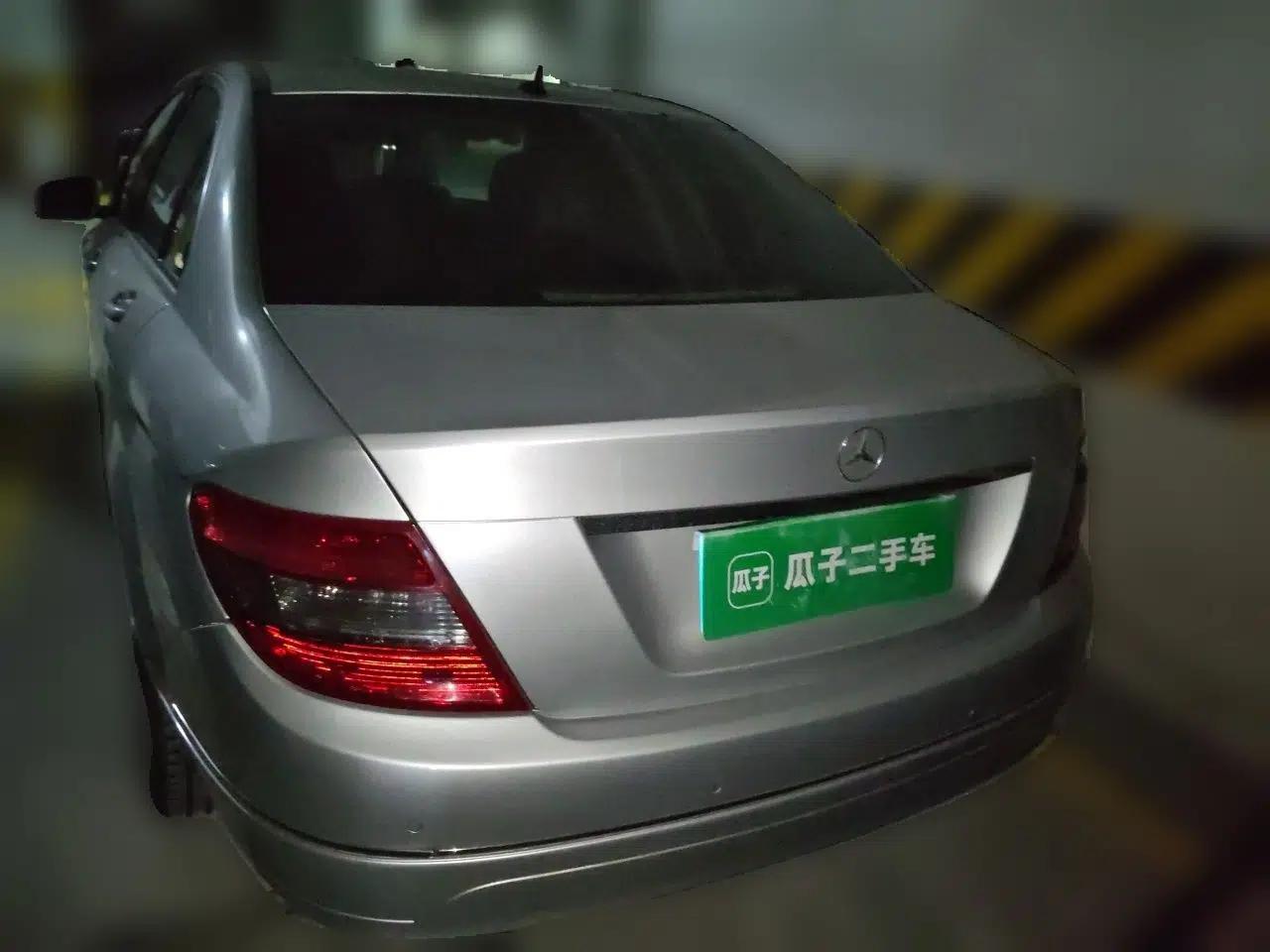 Mercedes-Benz C-Class 2010 C 200 CGI Fashion Model — миниатюра 5