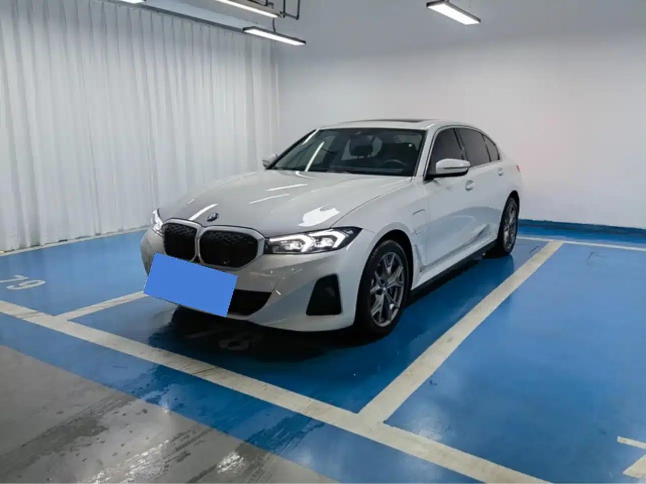BMW i3 2025 eDrive 35 L — миниатюра 1