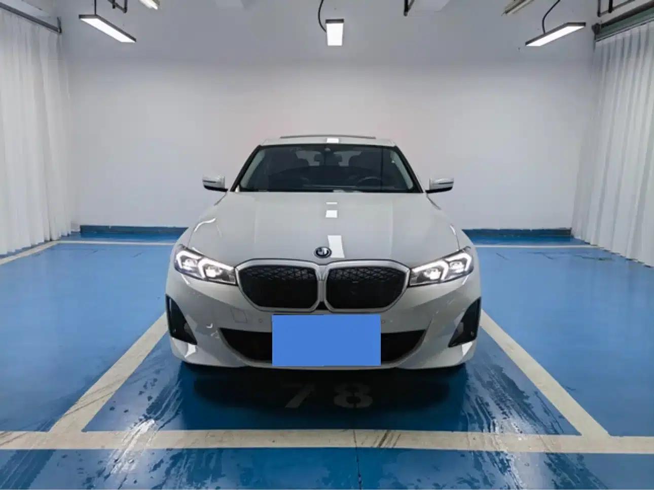 BMW i3 2025 eDrive 35 L — миниатюра 2