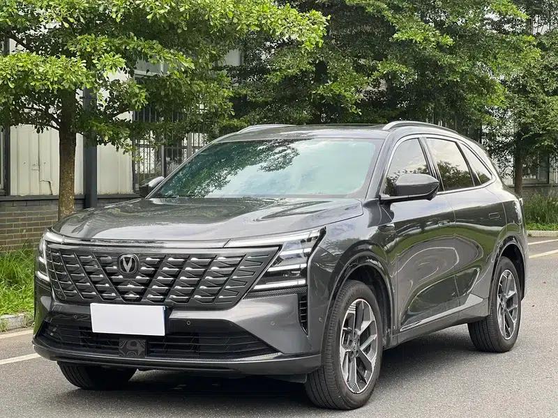 Changan CS75 PLUS 2025 Fourth Generation 1.5T New Blue Whale Smart Flagship Edition — миниатюра 1