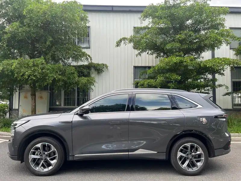 Changan CS75 PLUS 2025 Fourth Generation 1.5T New Blue Whale Smart Flagship Edition — миниатюра 4