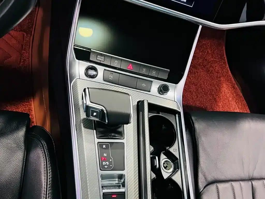 Audi A6L 2022 45 TFSI Premium Elegance Edition — миниатюра 9
