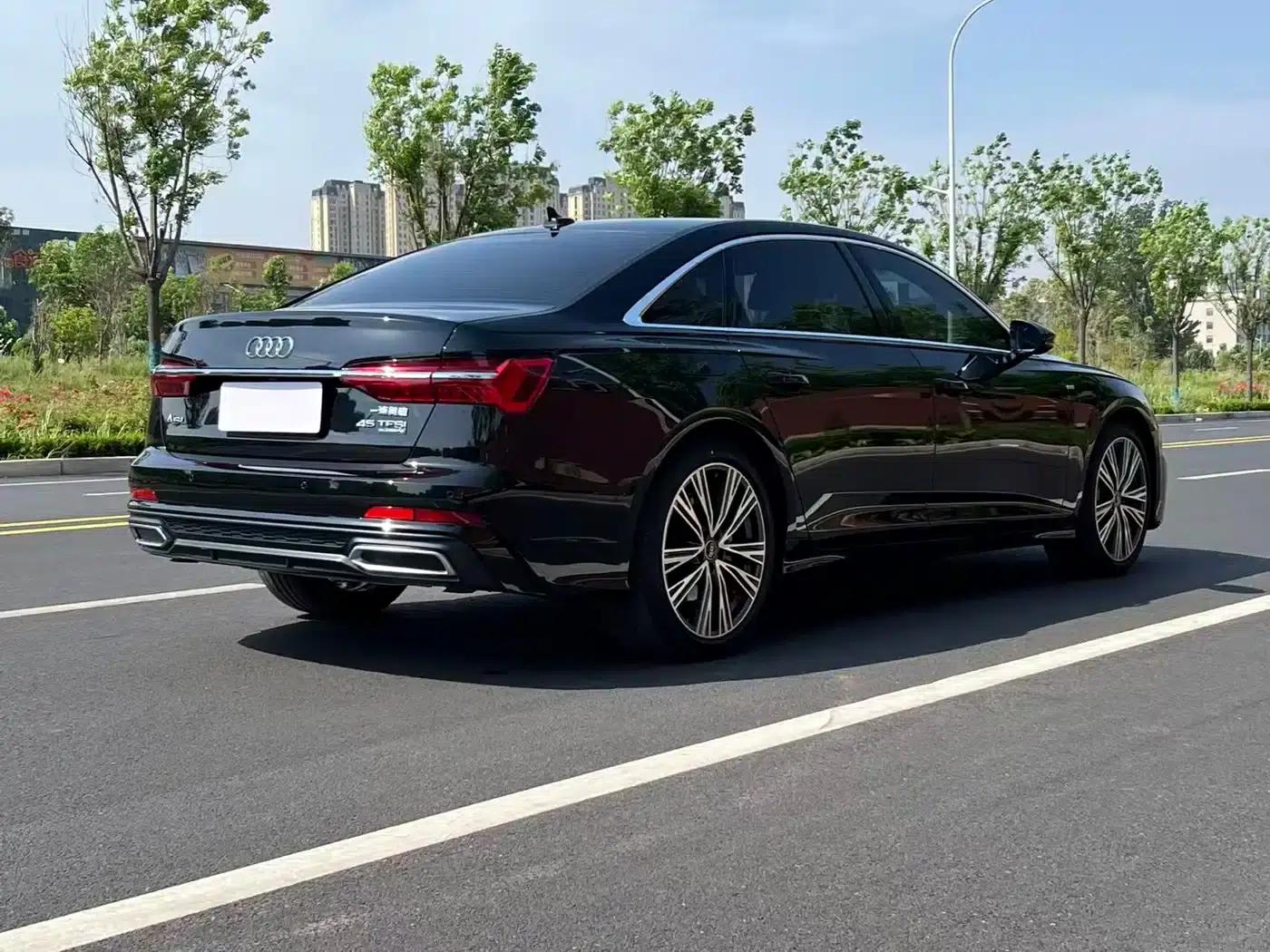 Audi A6L 2023 Facelift 45 TFSI quattro Premium Dynamic Edition — миниатюра 2