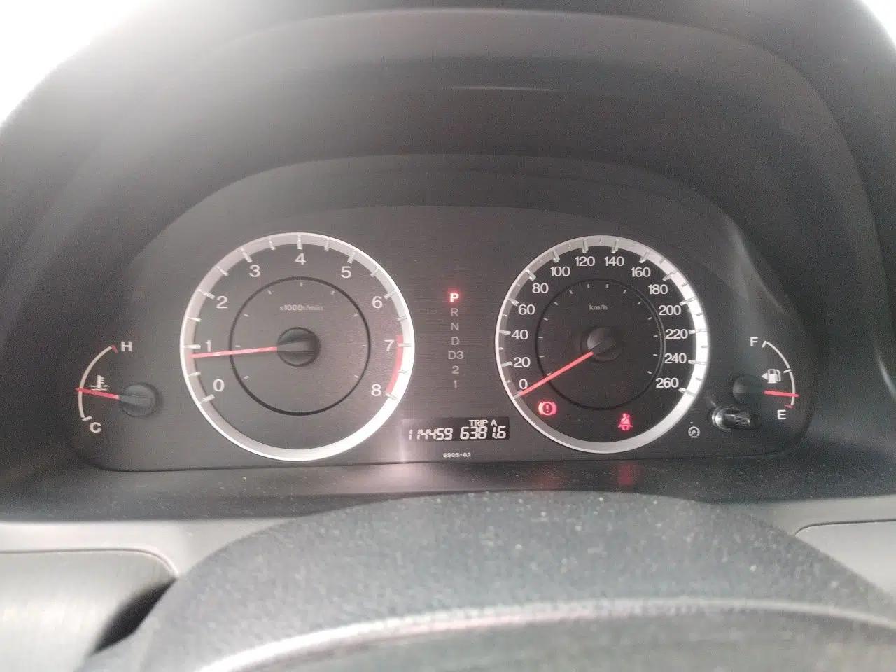 Honda Accord 2011 2.4L EX — миниатюра 11
