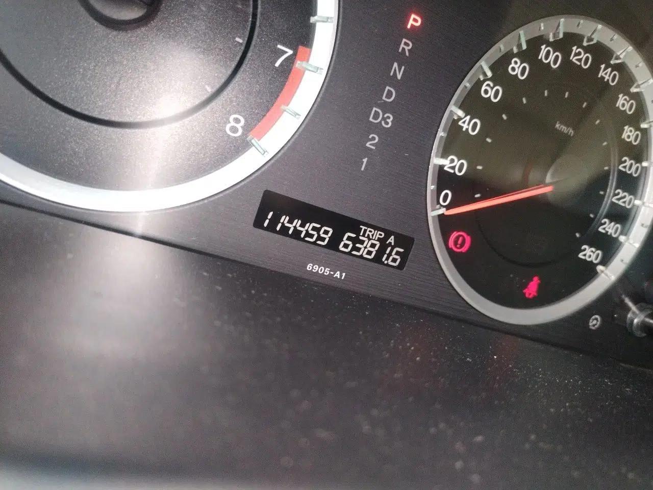Honda Accord 2011 2.4L EX — миниатюра 12