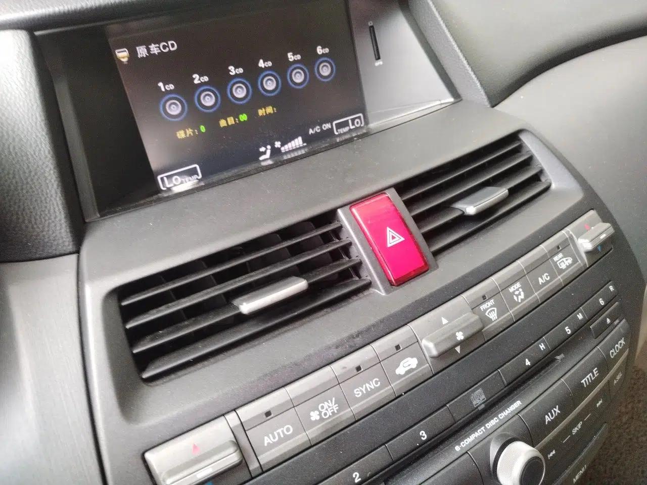 Honda Accord 2011 2.4L EX — миниатюра 13