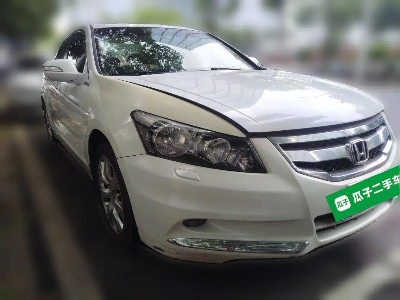 Honda Accord 2011 2.4L EX — миниатюра 3