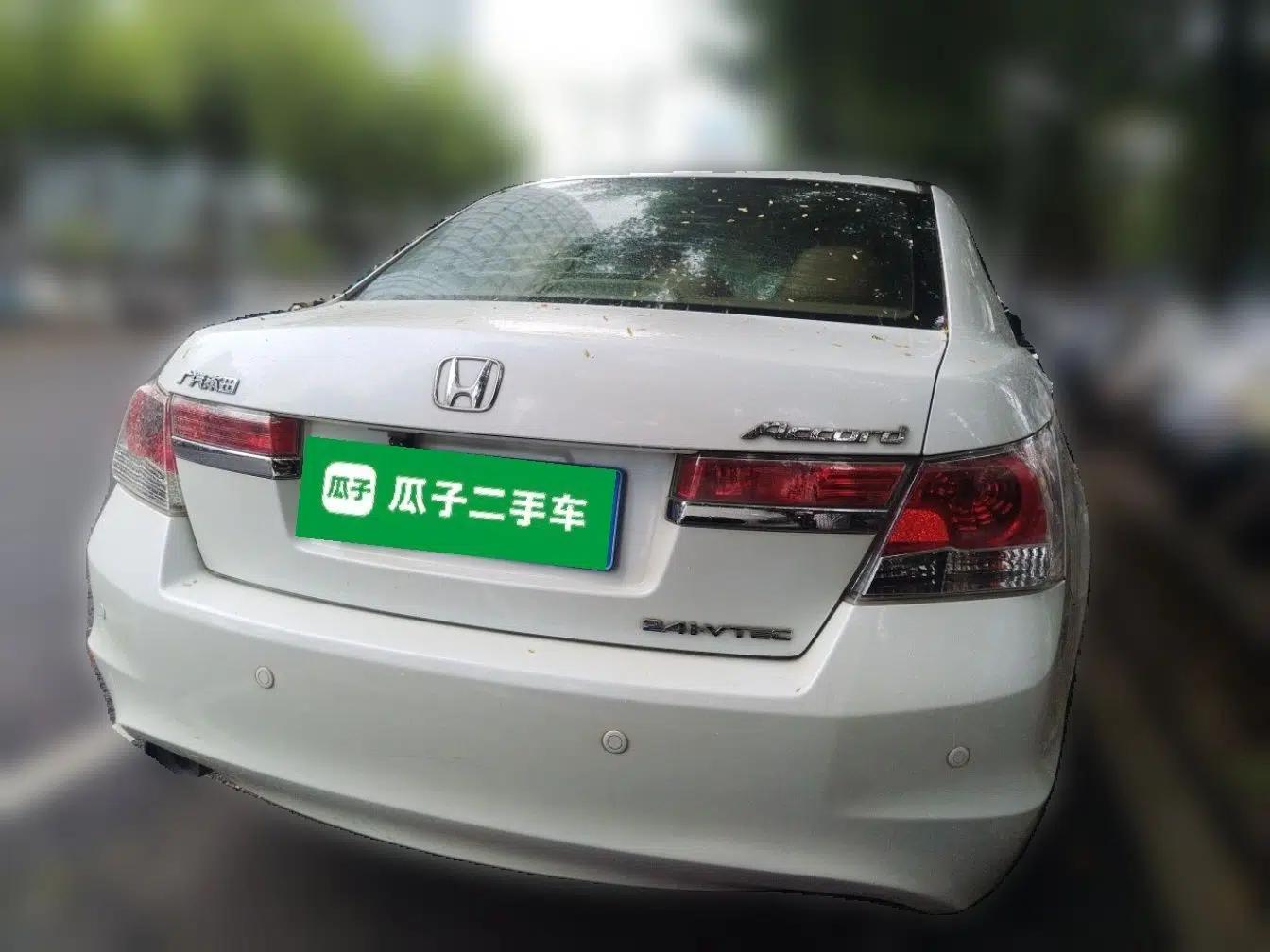 Honda Accord 2011 2.4L EX — миниатюра 5