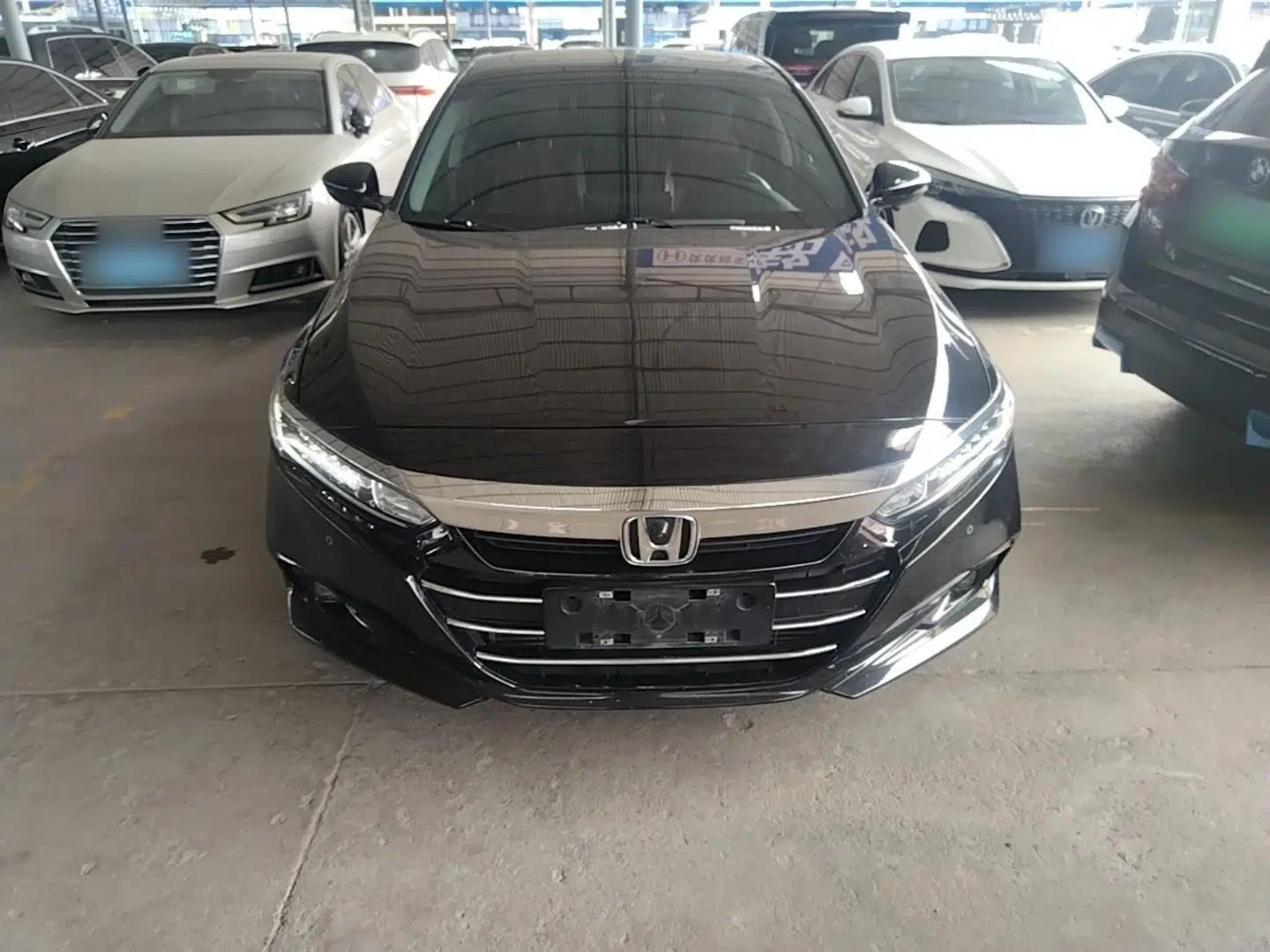 Honda Accord 2022 260TURBO Luxury Edition — миниатюра 2