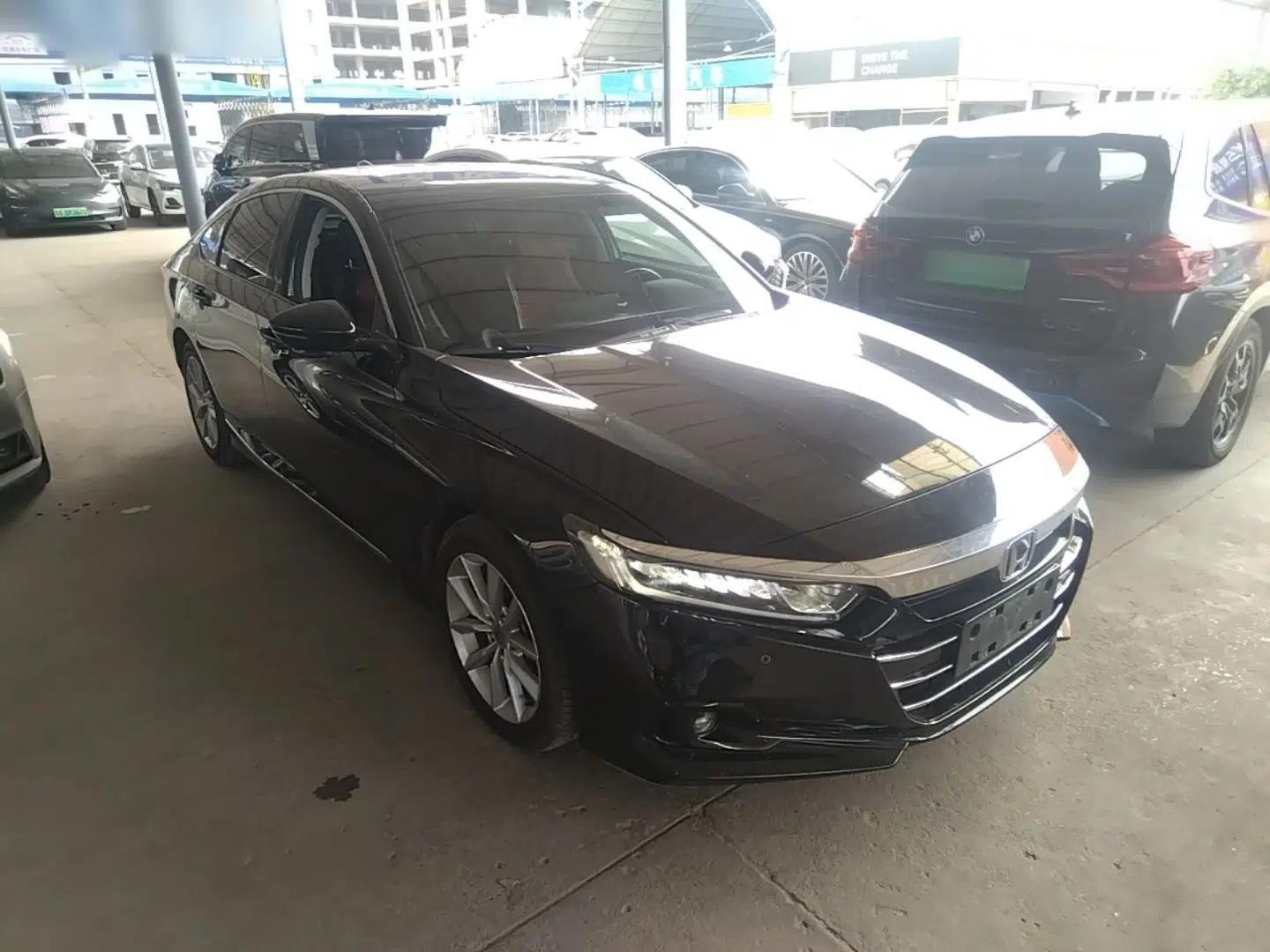 Honda Accord 2022 260TURBO Luxury Edition — миниатюра 12