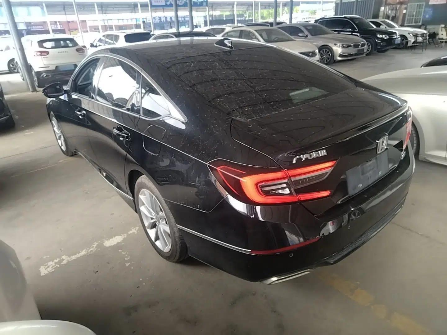 Honda Accord 2022 260TURBO Luxury Edition — миниатюра 4