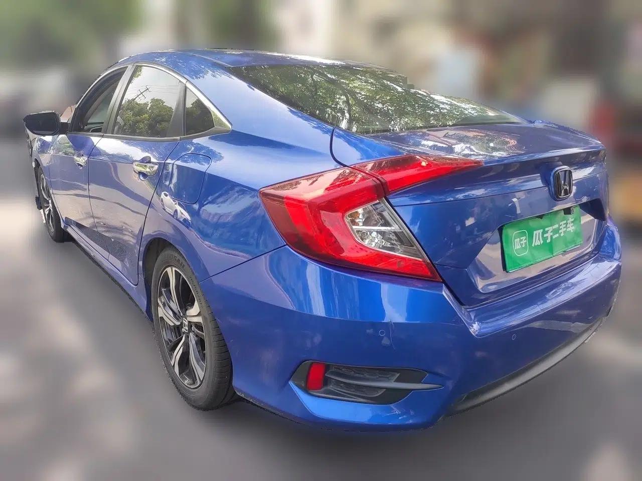 Honda Civic 2019 220TURBO CVT Power Edition China VI Emission Standard — миниатюра 4