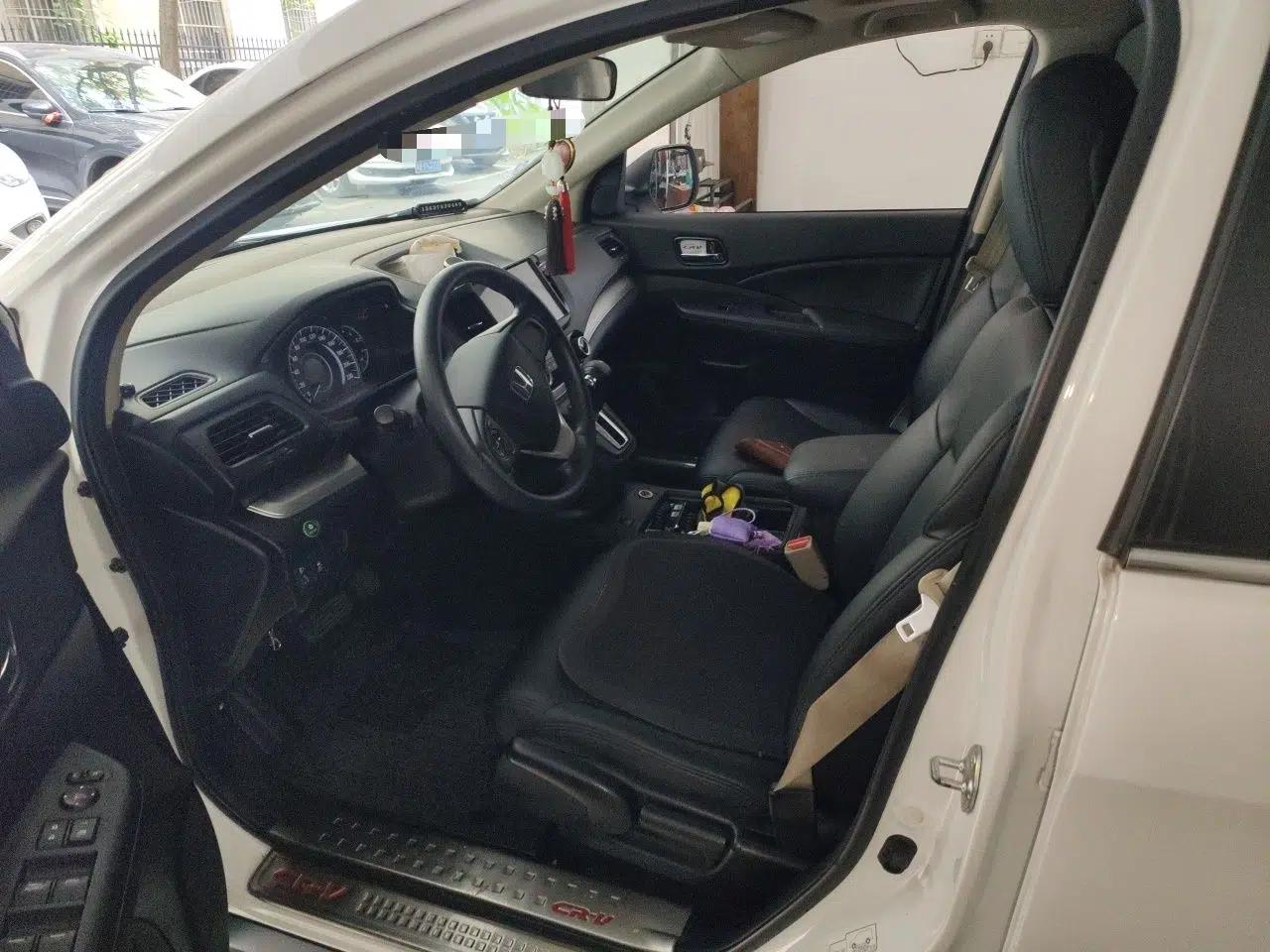 Honda CR-V 2015 2.0L two-wheel drive Fashion Edition — миниатюра 15