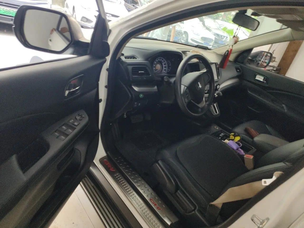 Honda CR-V 2015 2.0L two-wheel drive Fashion Edition — миниатюра 16