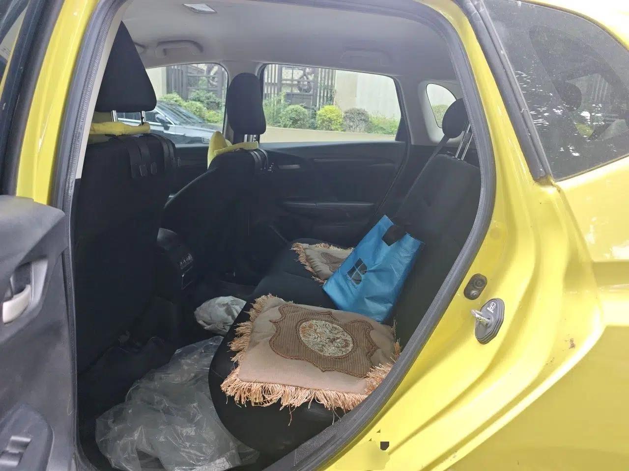 Honda Fit 2014 1.5L LX CVT Comfort Model — миниатюра 18