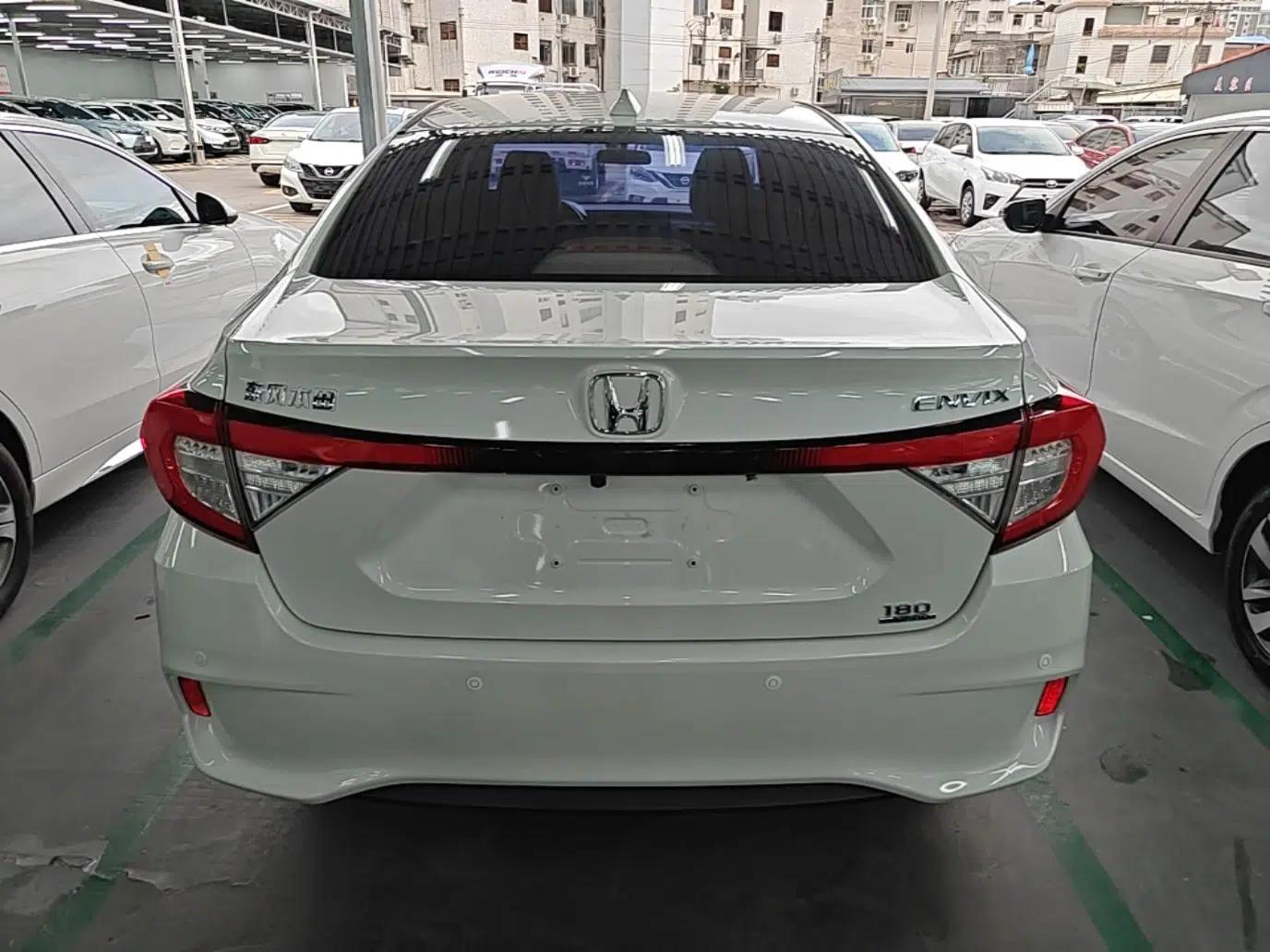 Honda Envix 2019 180TURBO CVT Enjoyment Version China VI — миниатюра 5
