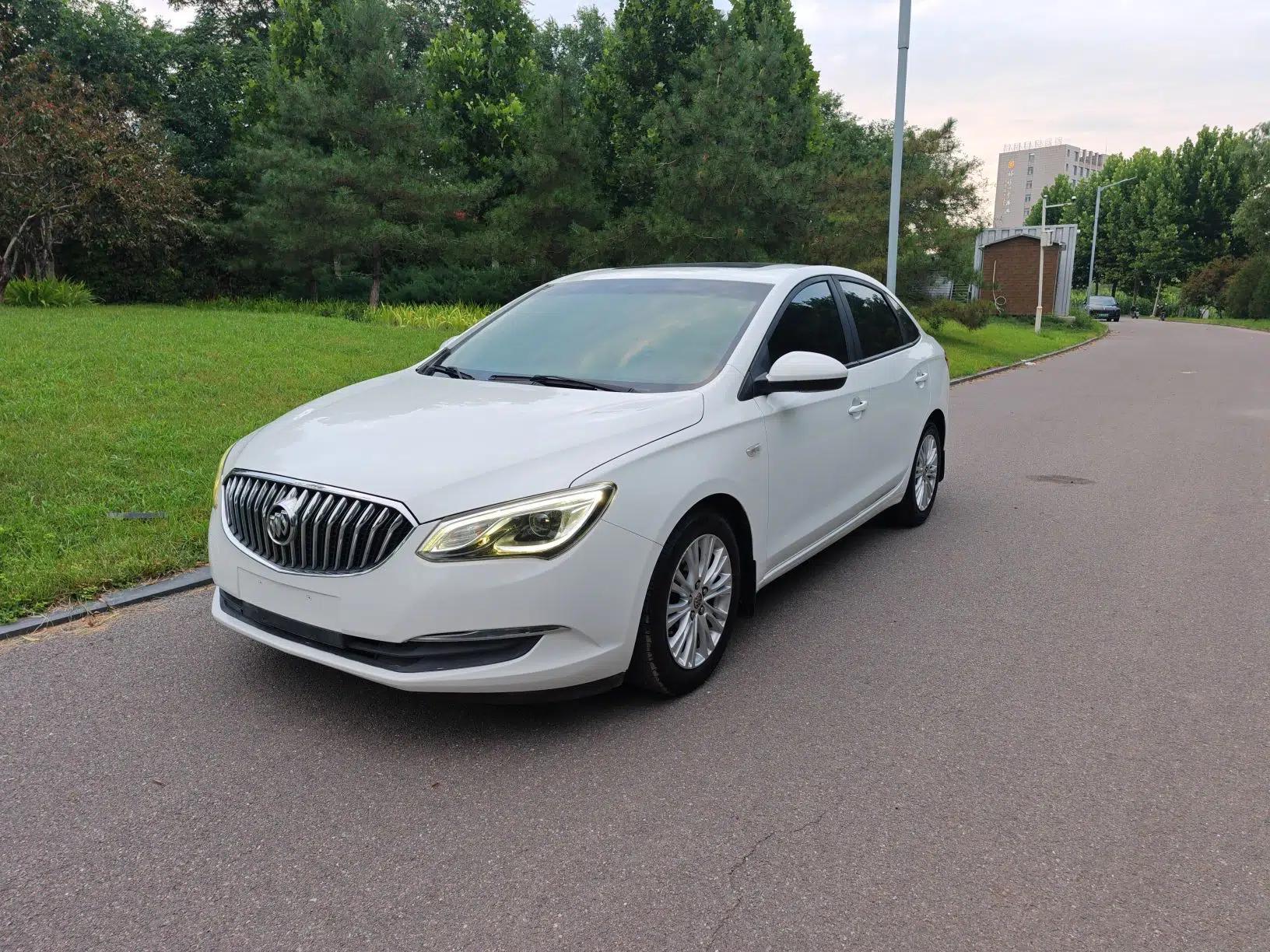 Buick GT 2015 15N Automatic Elite Version — миниатюра 1