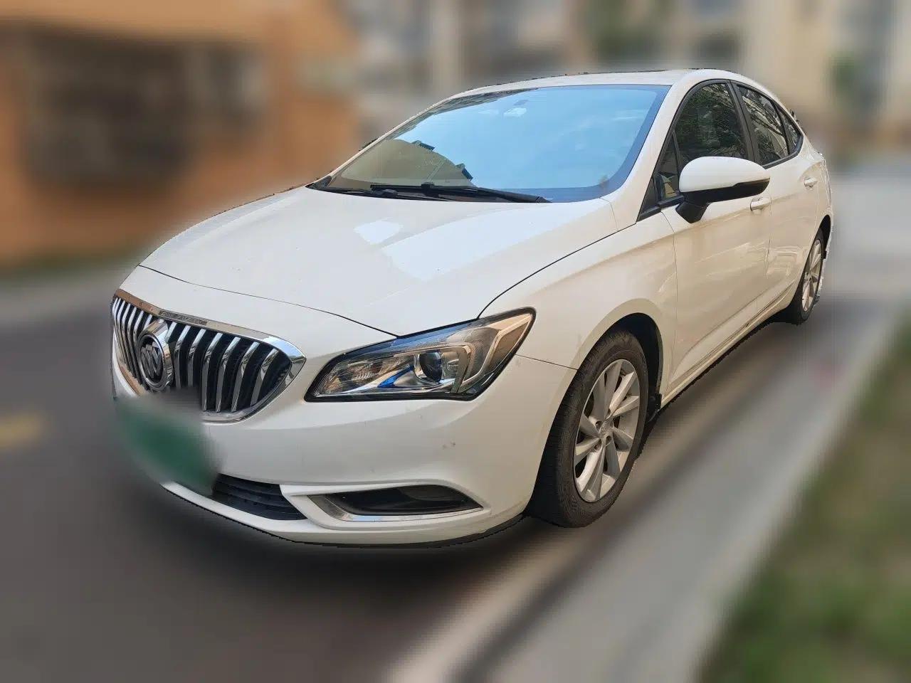 Buick Verano 2015 Sedan 15S Manual Entry-Level Model — миниатюра 1